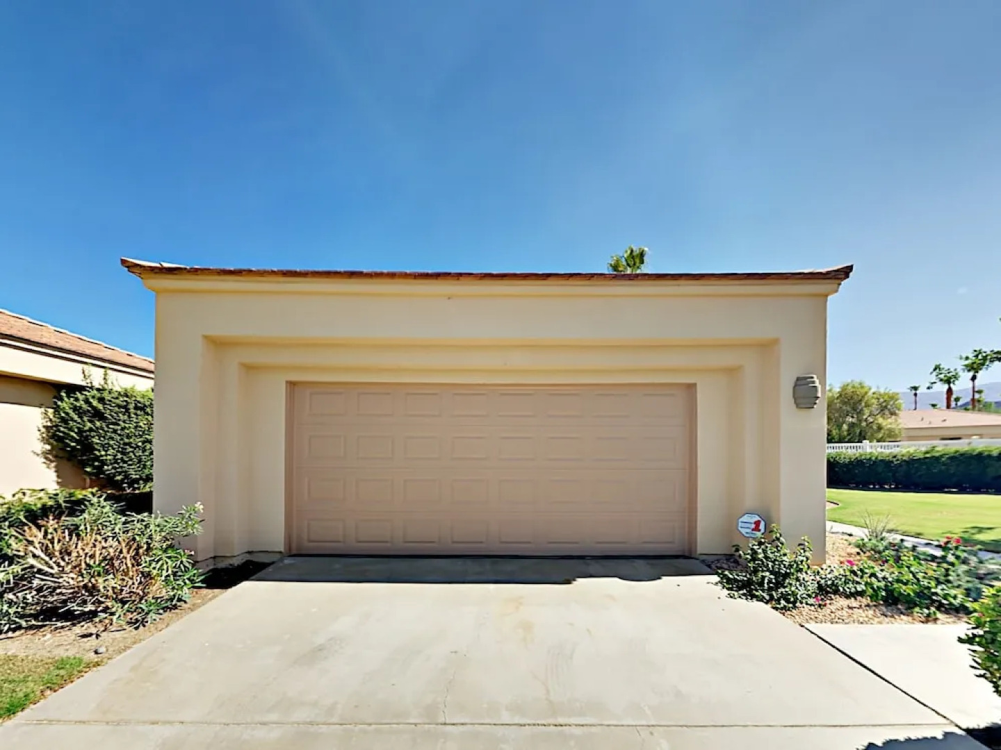 La Quinta Condo 3 Bedrooms 3 Bathrooms Condo