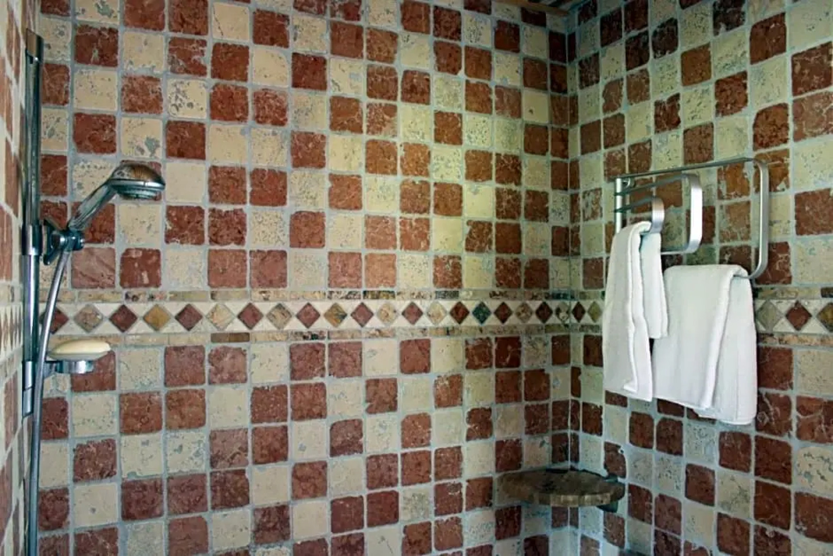 Une Suite a la Campagne (Adults Only)