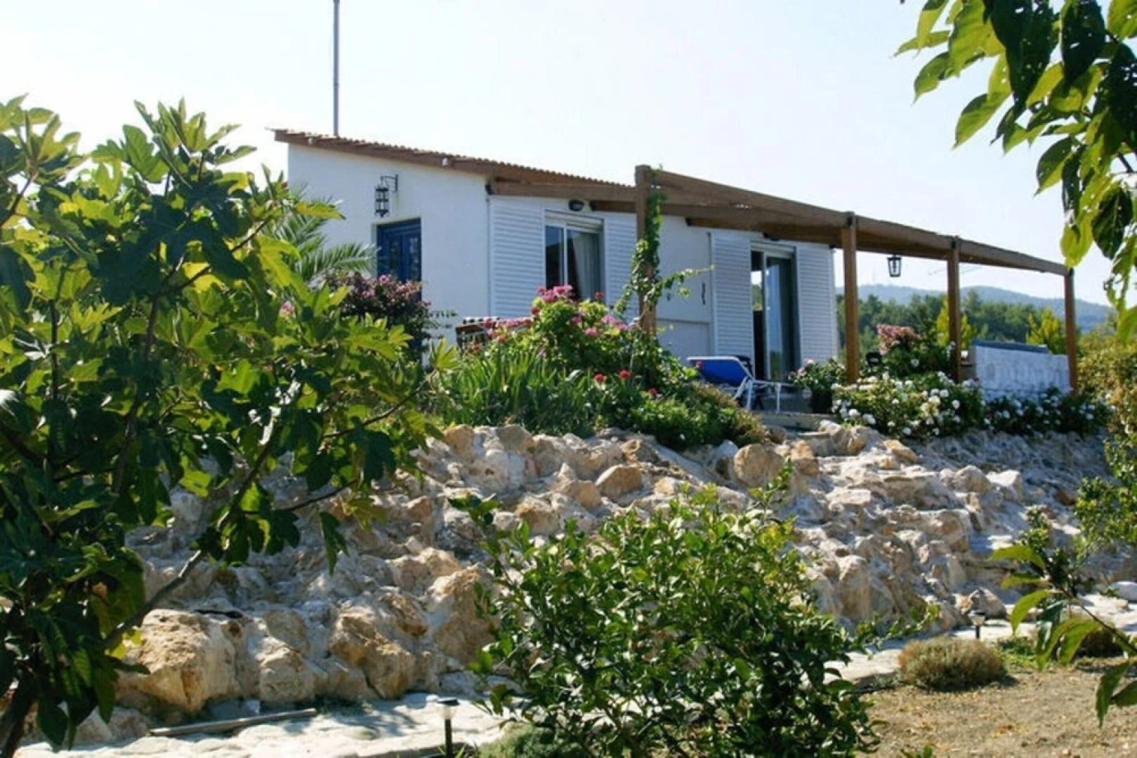 Holiday Home With Garden in Kritinia