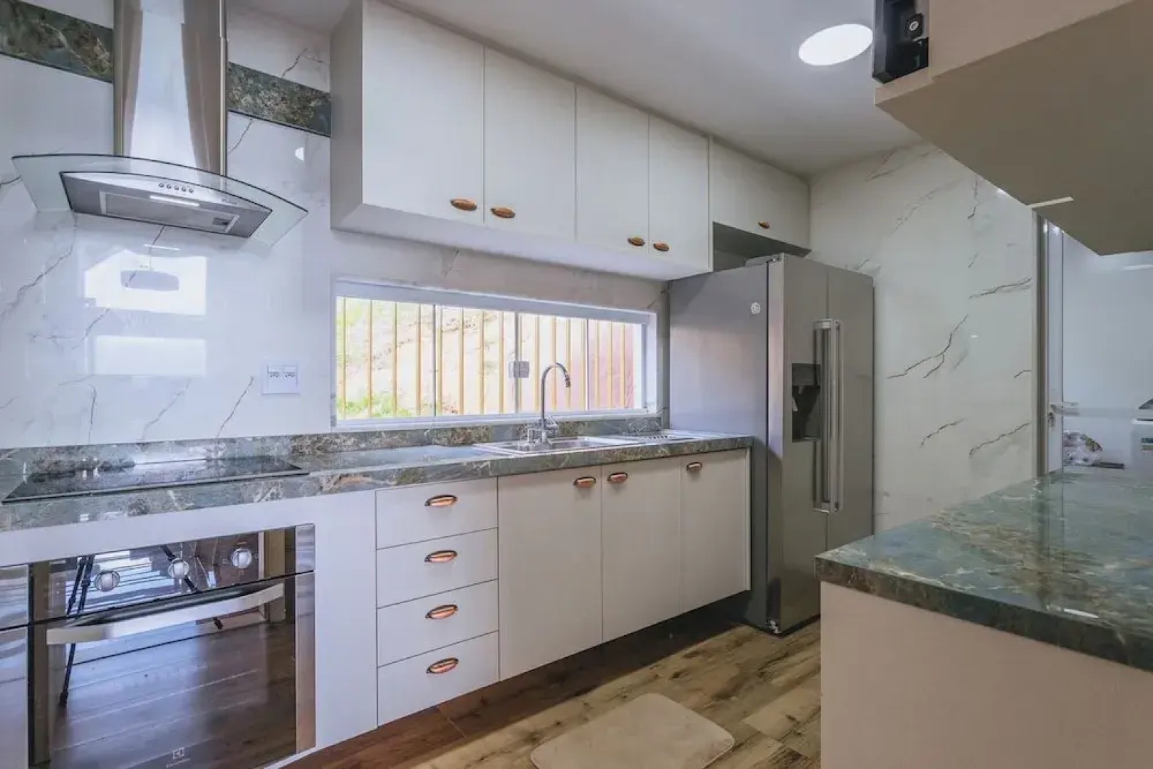 Casa com Piscina Churrasqueira e Vista