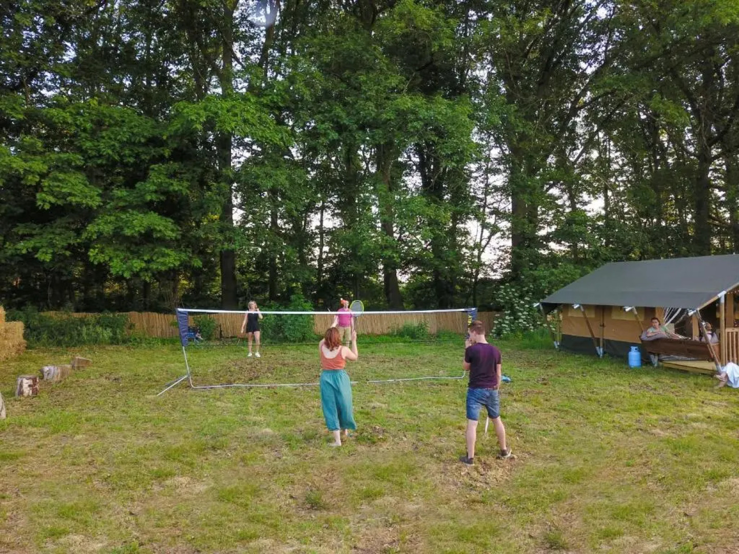 Prullenbos Glamping: Natuur(lijk) overnachten