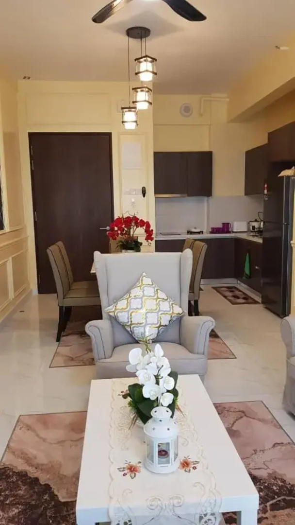 Aleeya Suite @ Troika Residence