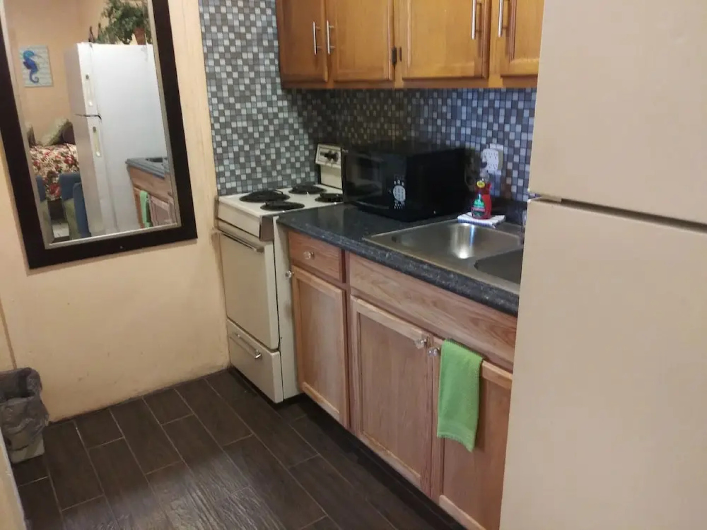 Siesta Motel and Surfside Cabanas