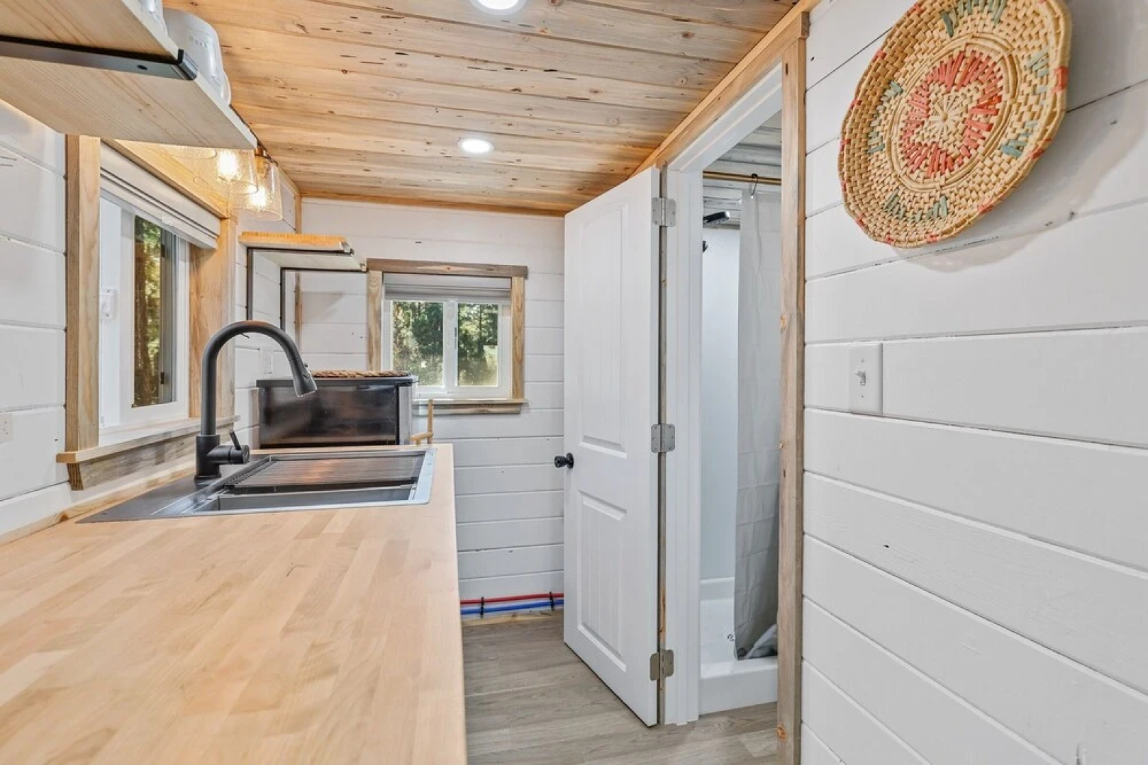 Tiny House! Quiet, Pine Trees, Private, Close to Grand Canyon, Sedona, Oak Creek Just off I17 by Redawning