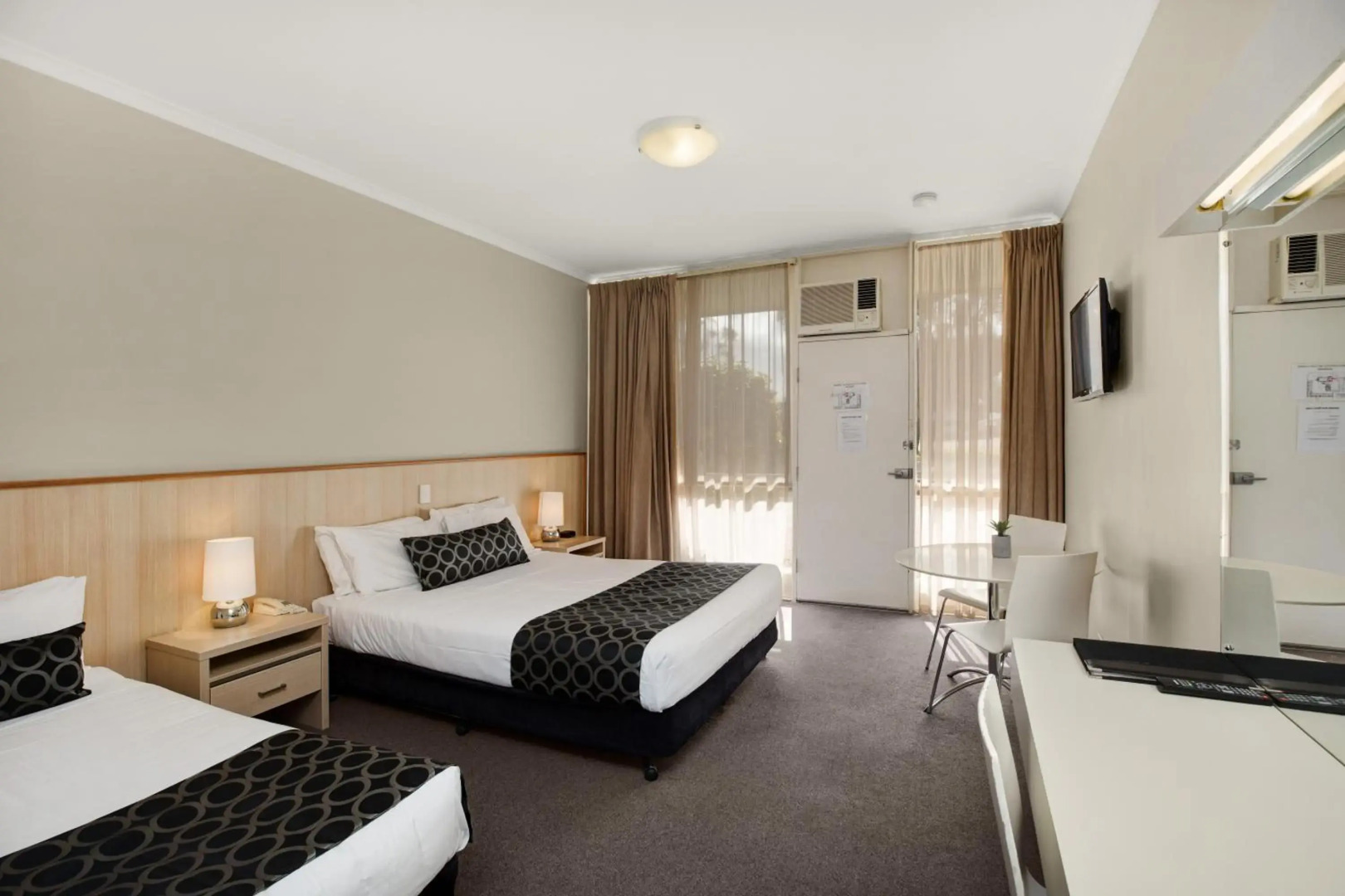 Adelaide Road Motor Lodge