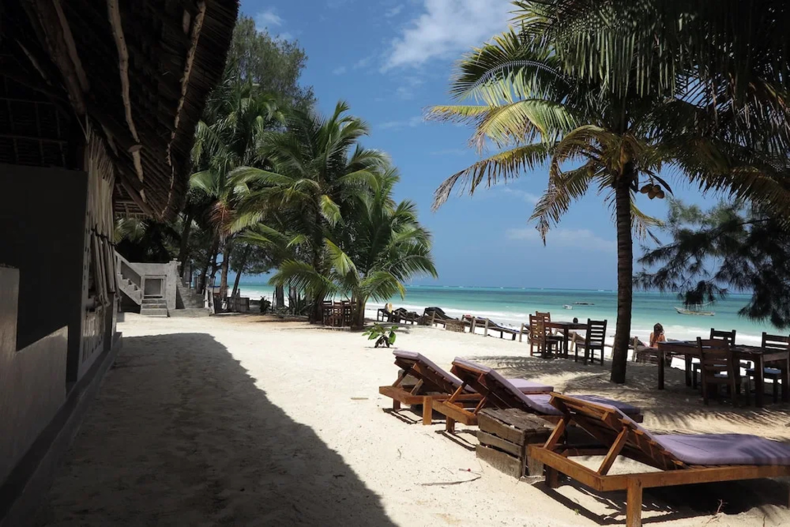 White Dream Lodge & Restaurant