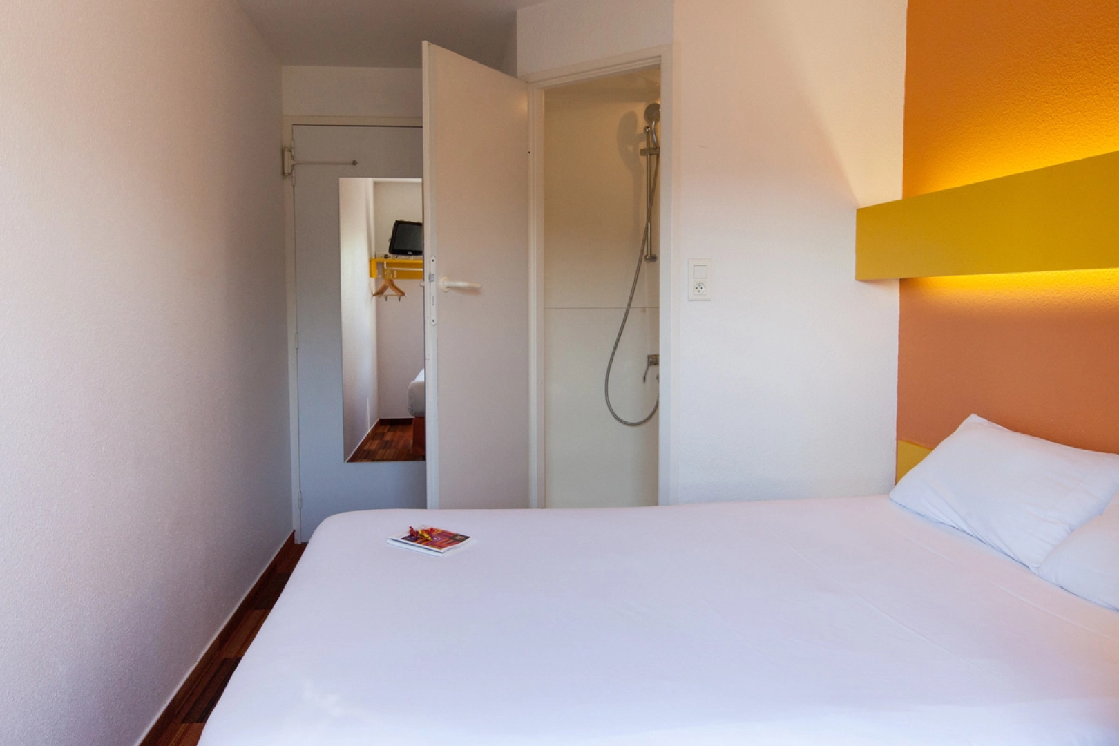 The Originals Access, Hôtel Bordeaux Lac