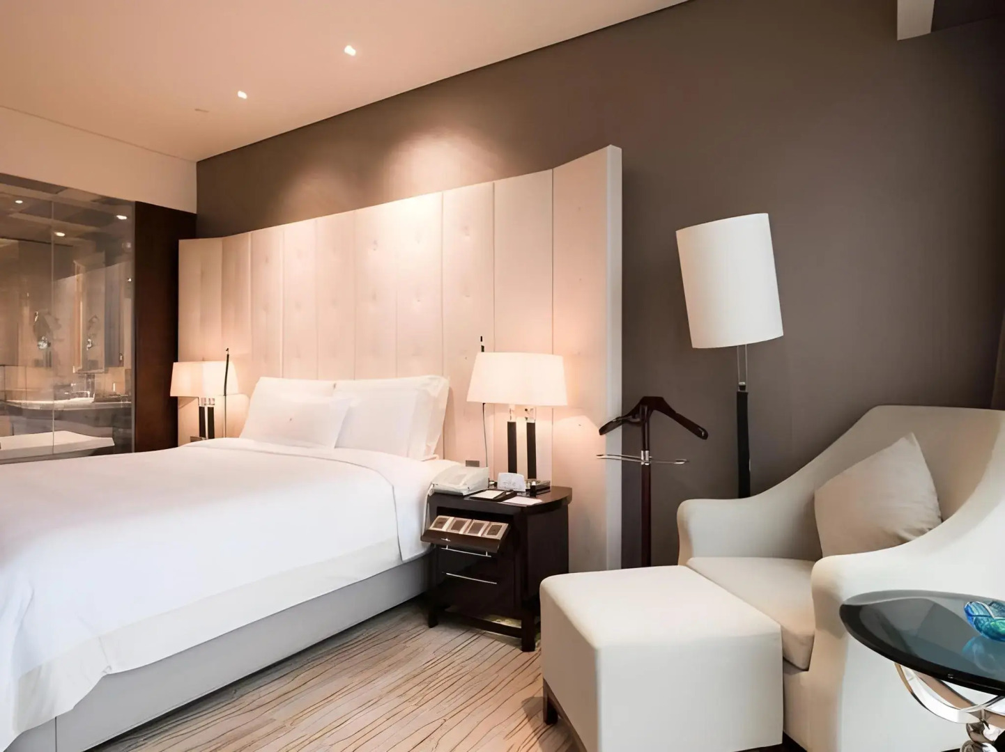 Royal International Hotel