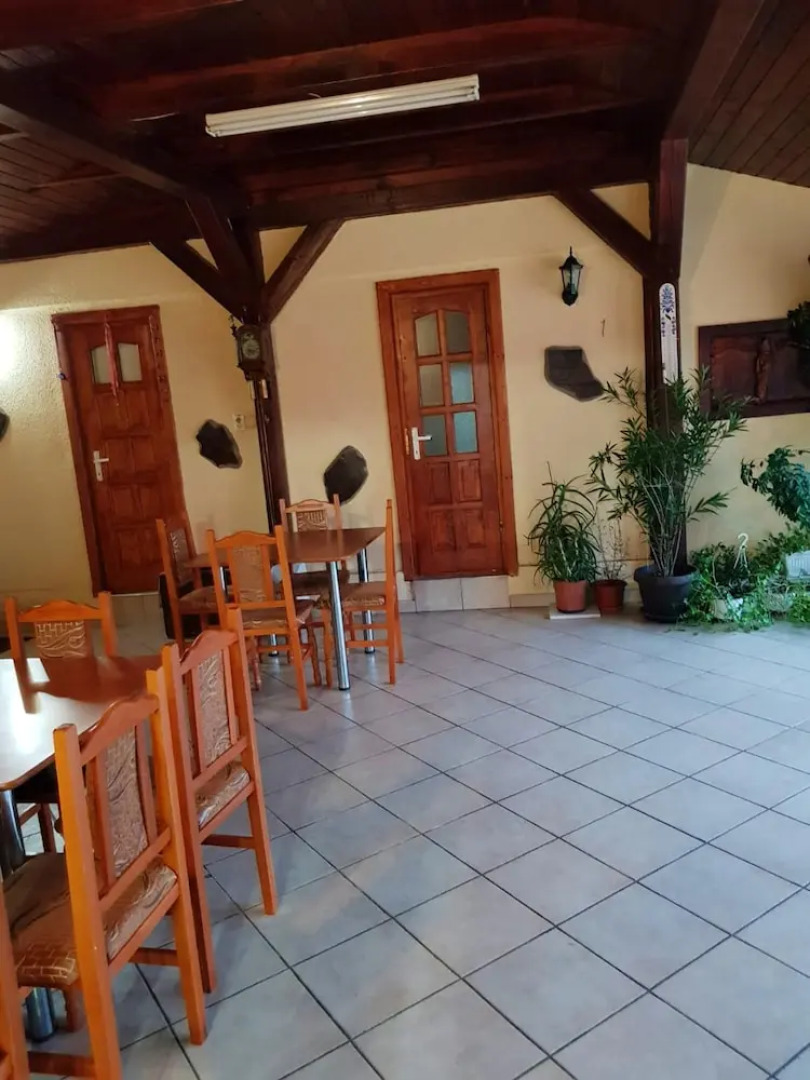House With 5 Bedrooms in Sighioara, With Wonderful Mountain View, Enclosed Garden and Wifi