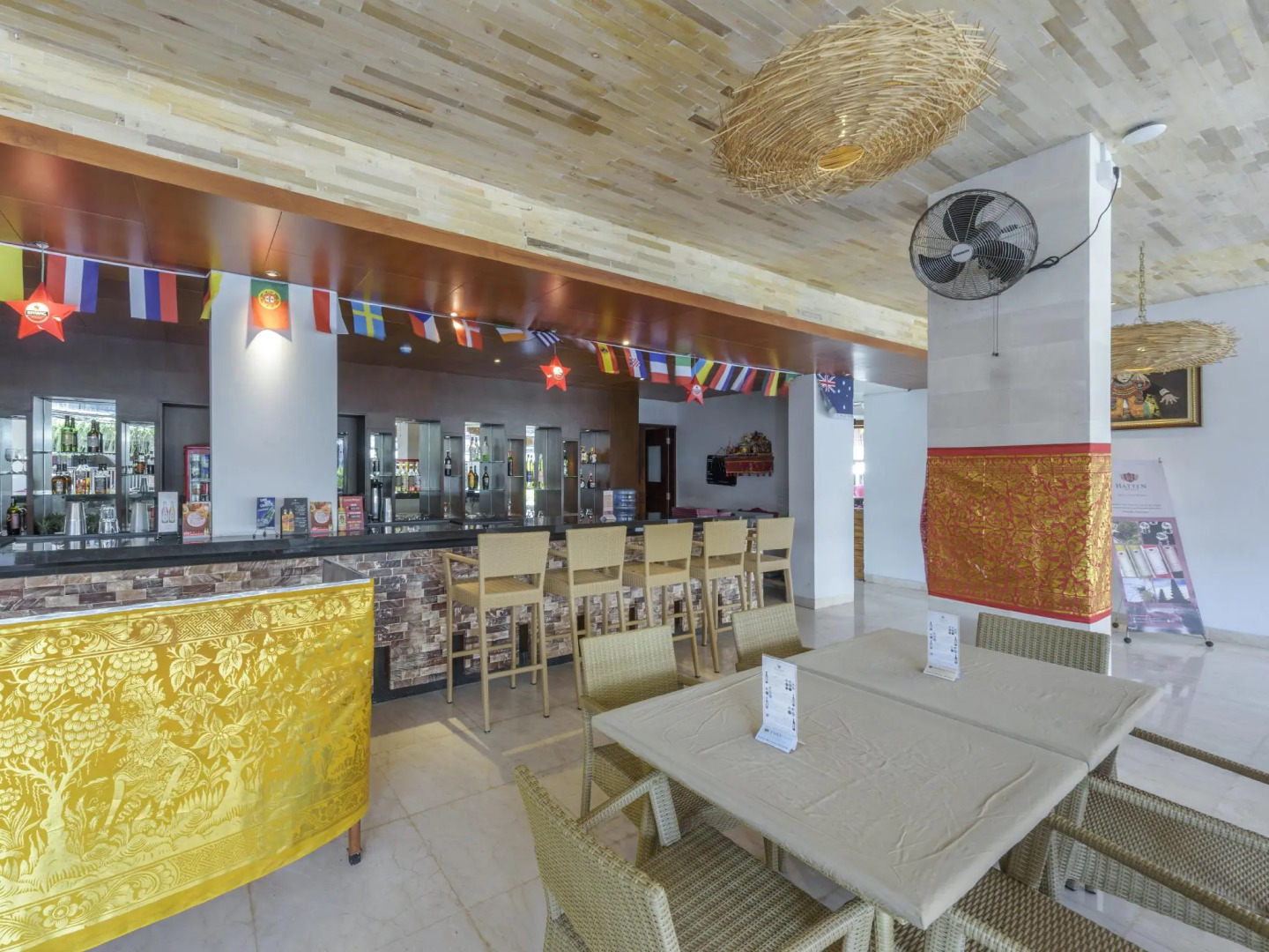 Grand La Walon Hotel