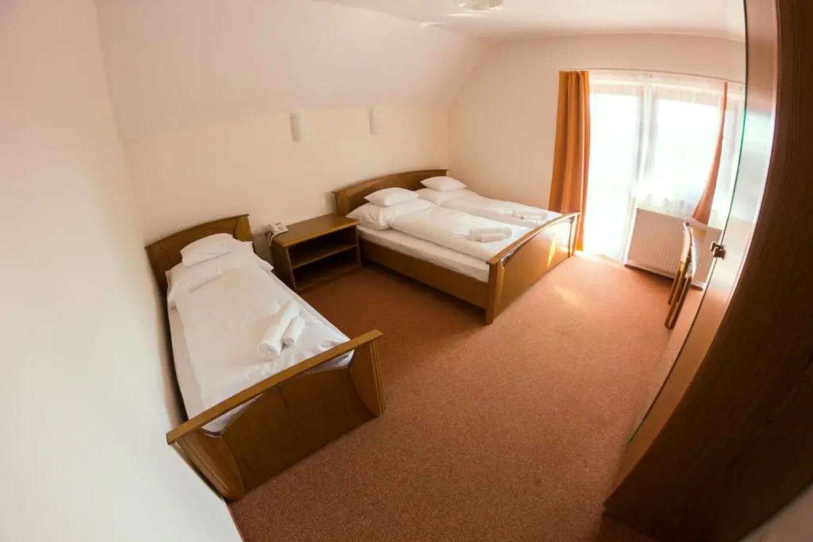 M1 Szekér Csárda Hotel és Étterem