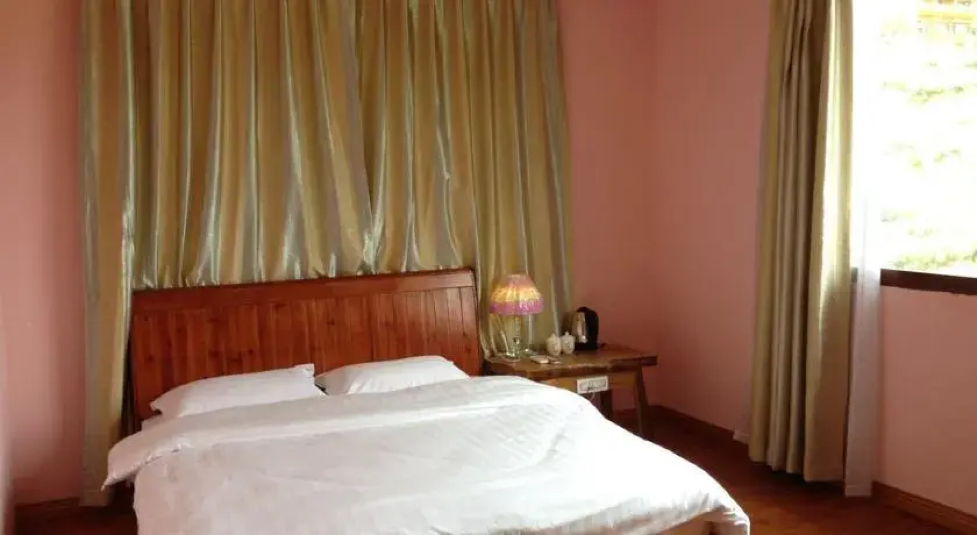 Long Sheng Long Ji Xing Yao Inn