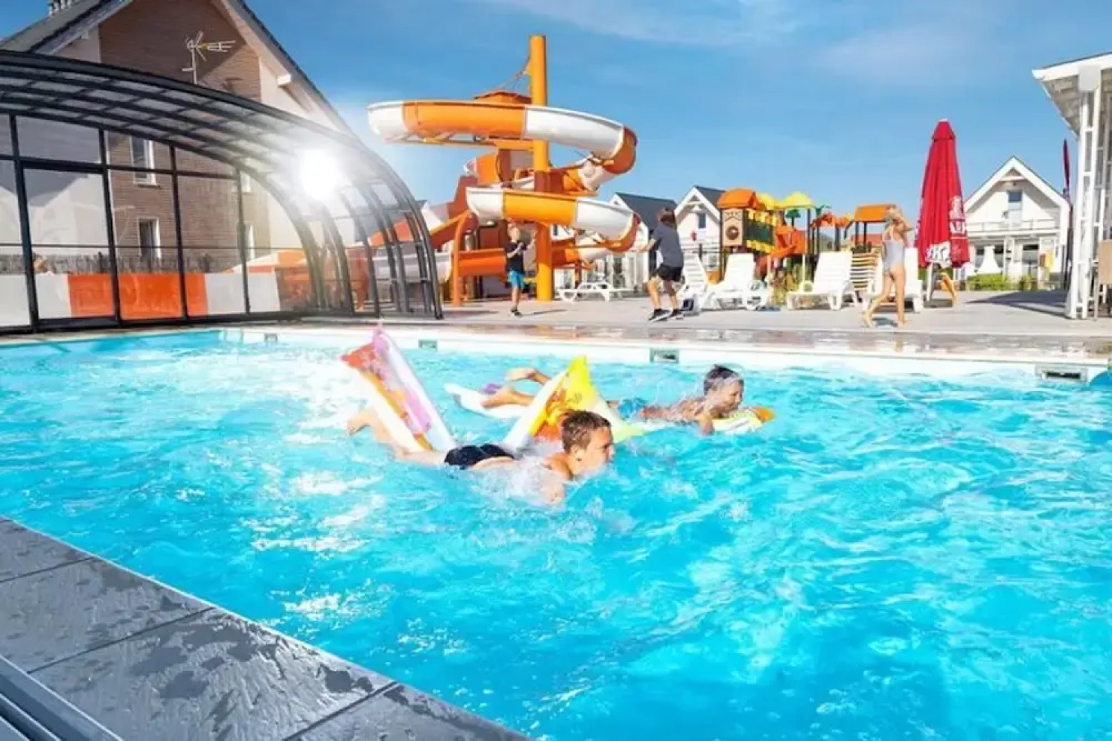 Comfortable Apartments, Swimming Pool, Sarbinowo