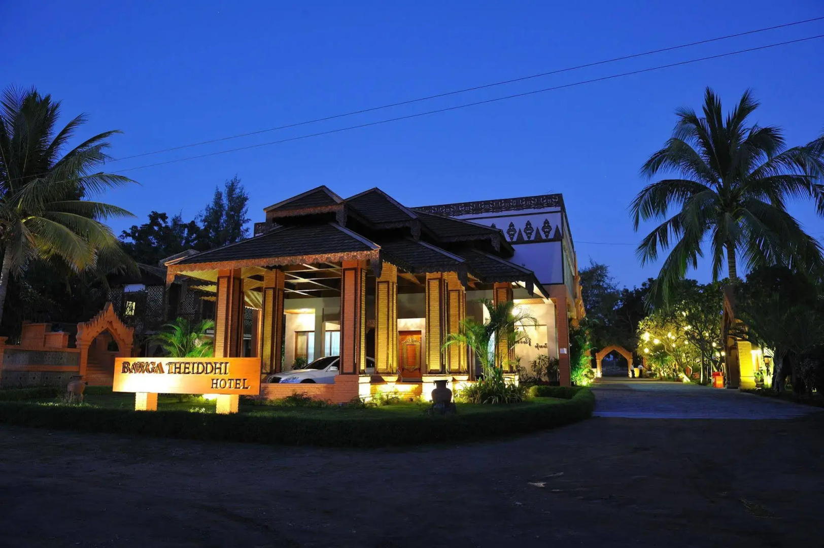 Bawga Theiddhi Hotel