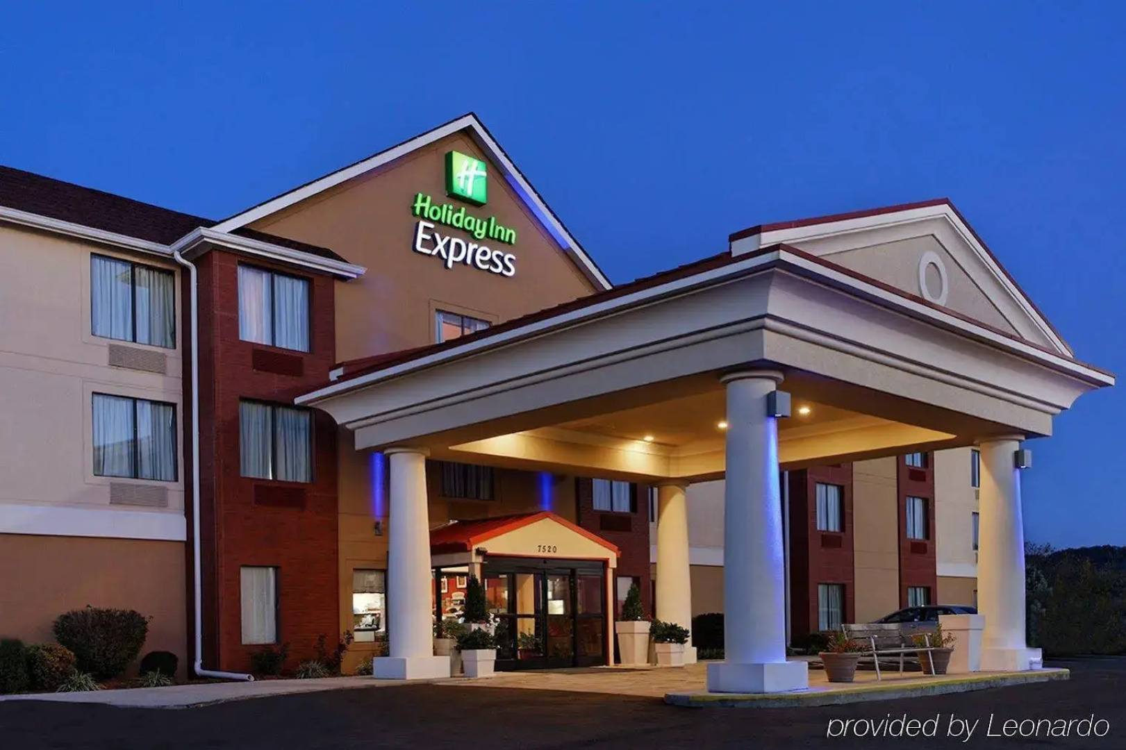 Holiday Inn Express & Suites Knoxville-North-I-75 Exit 112 by IHG