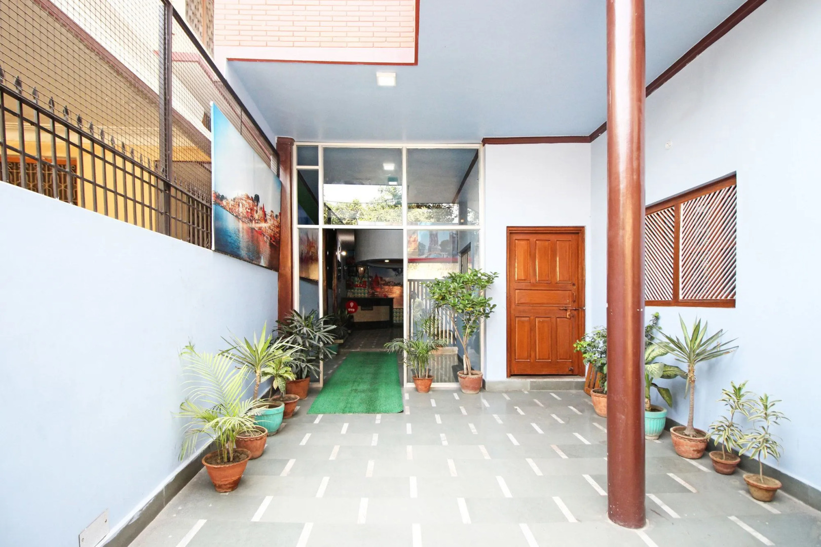 OYO 9928 Hotel Haveli Inn1