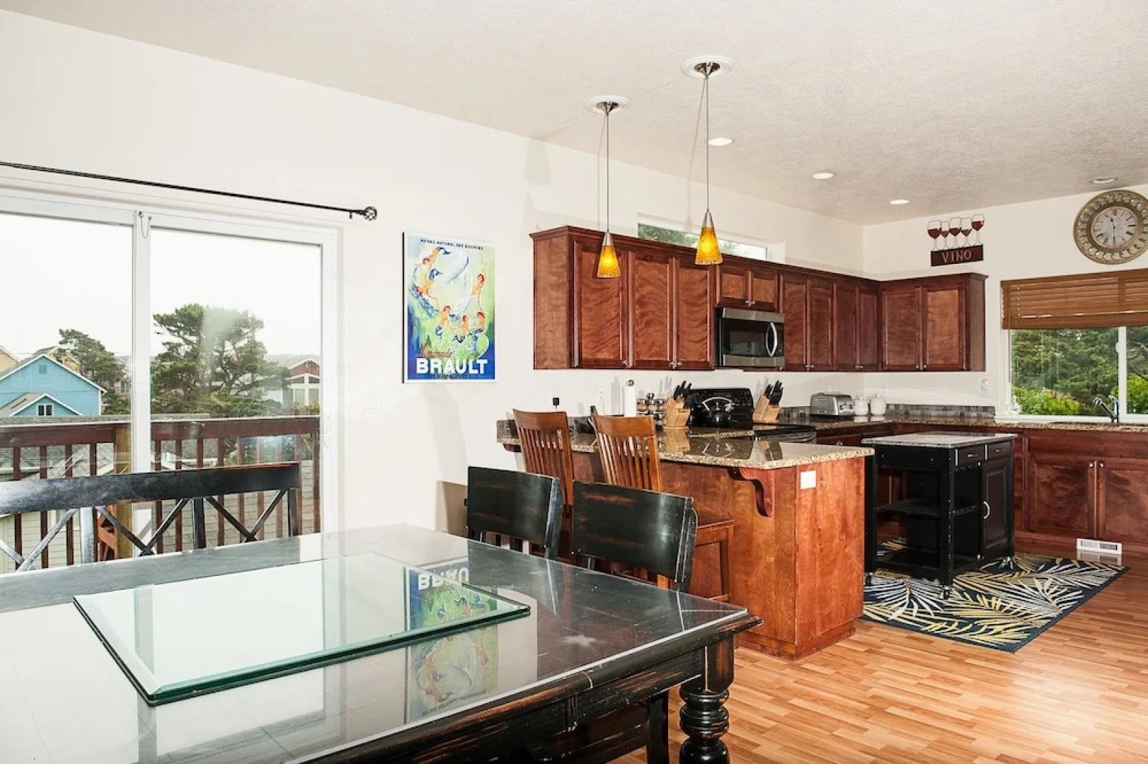 The Blue Crab 4 Br home by RedAwning