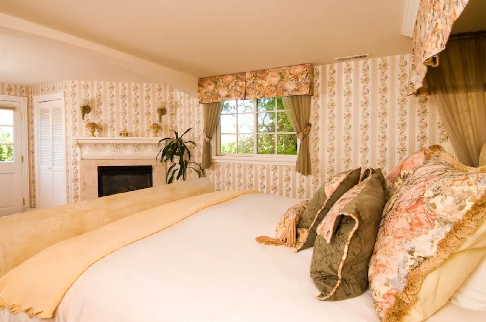 A Midsummer's Dream Bed & Breakfast