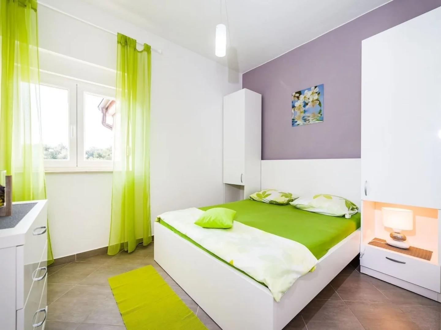 Charming Detached House With Beautiful Private Garden, 300m From the sea