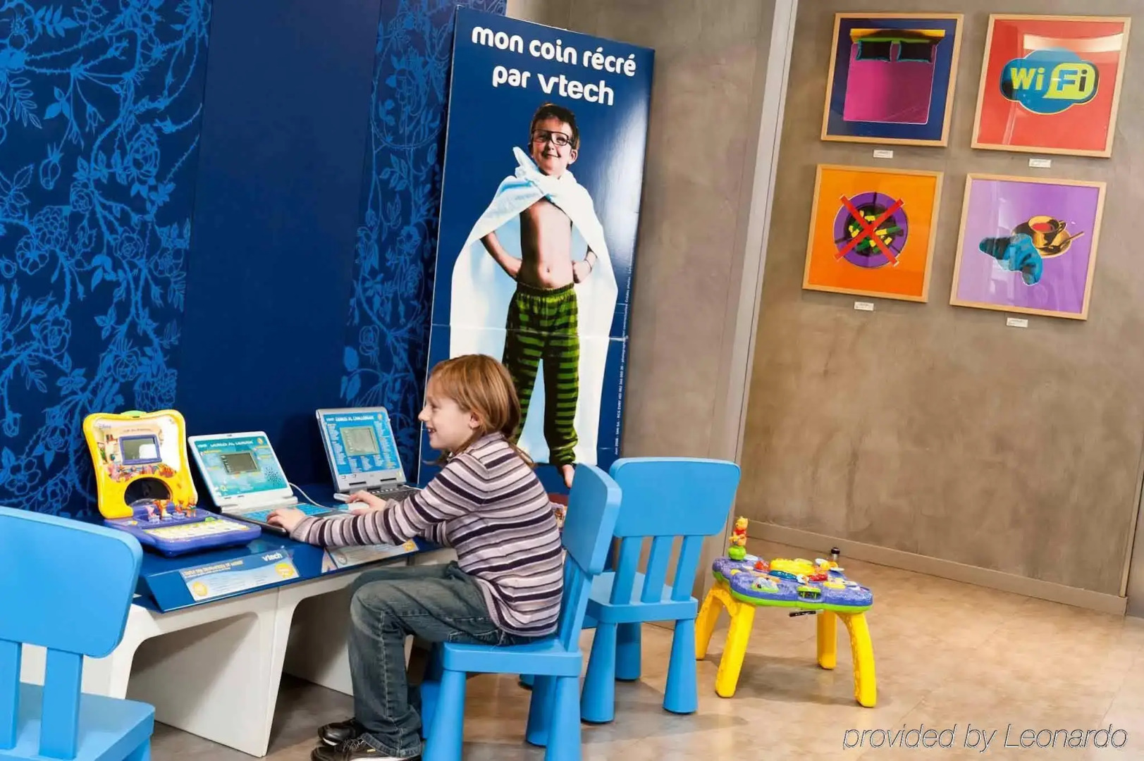 ibis Styles Paris Tolbiac Bibliotheque