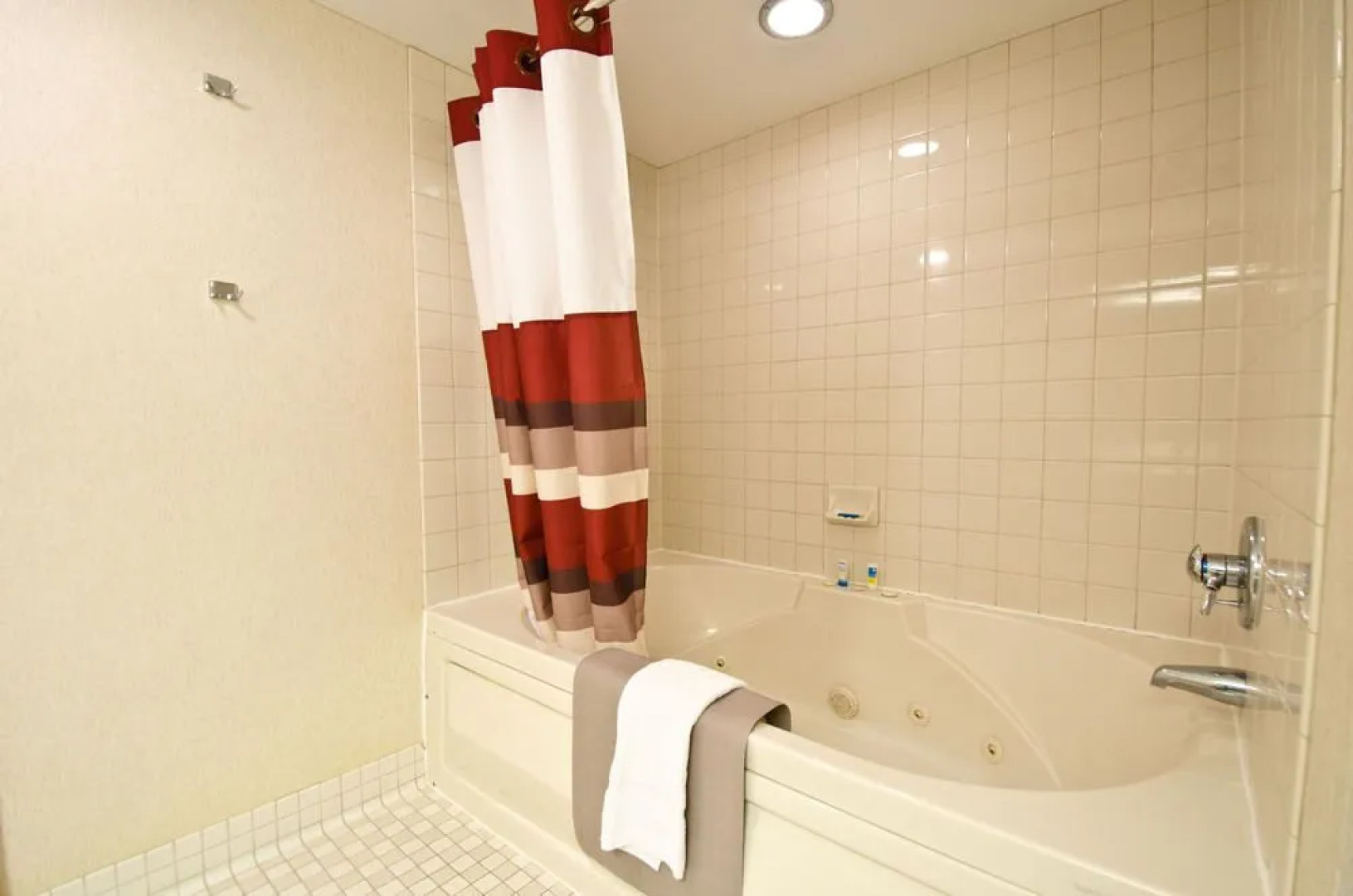 Red Roof Inn California, Md - Navair