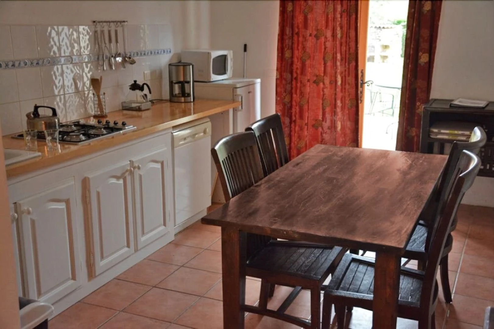 Holiday apartments at the courtyard of French château