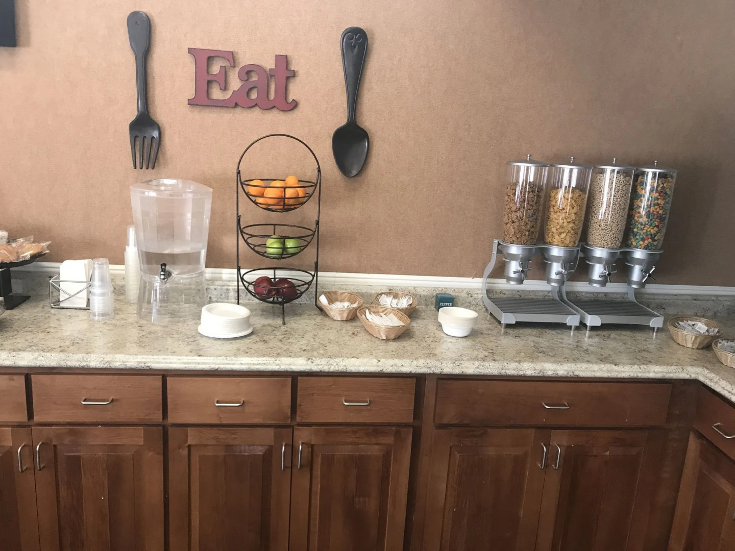 Travelodge by Wyndham Redding CA