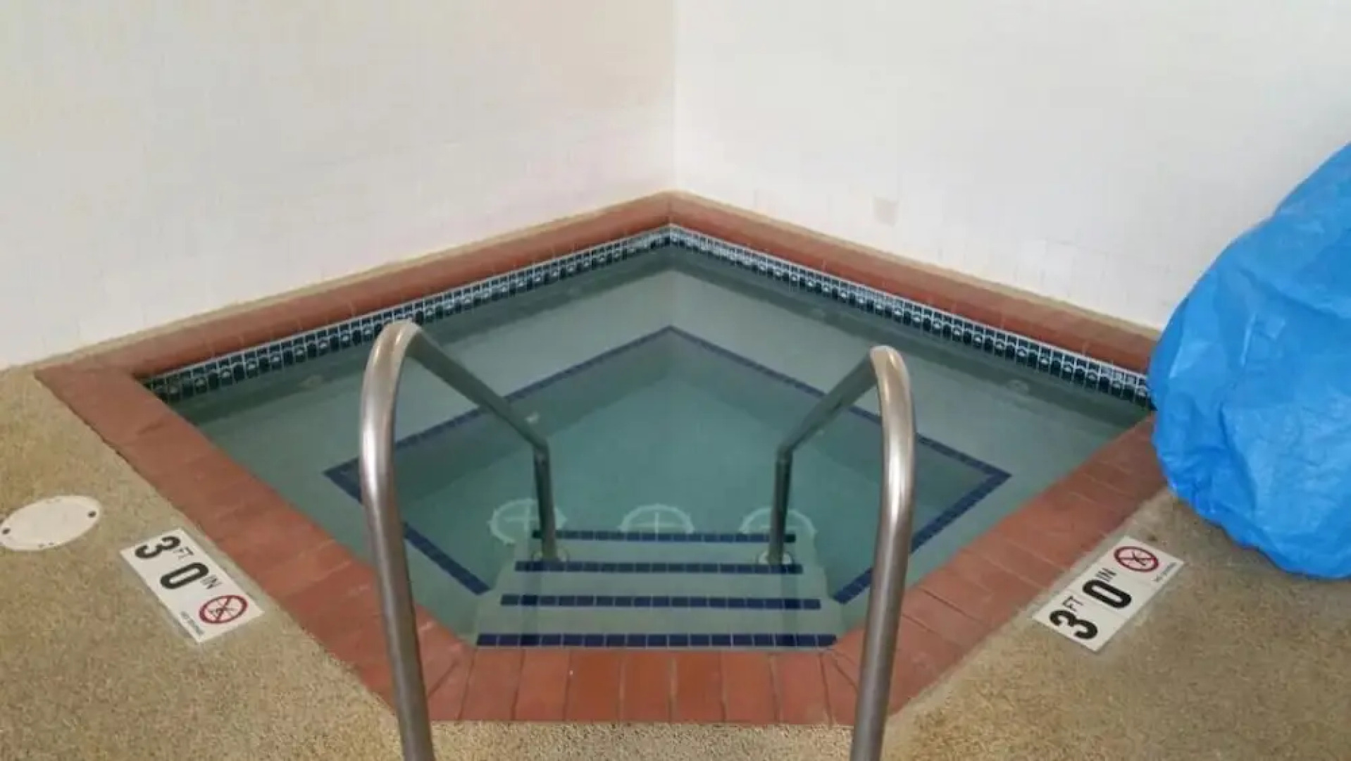 AmericInn Forest Lake