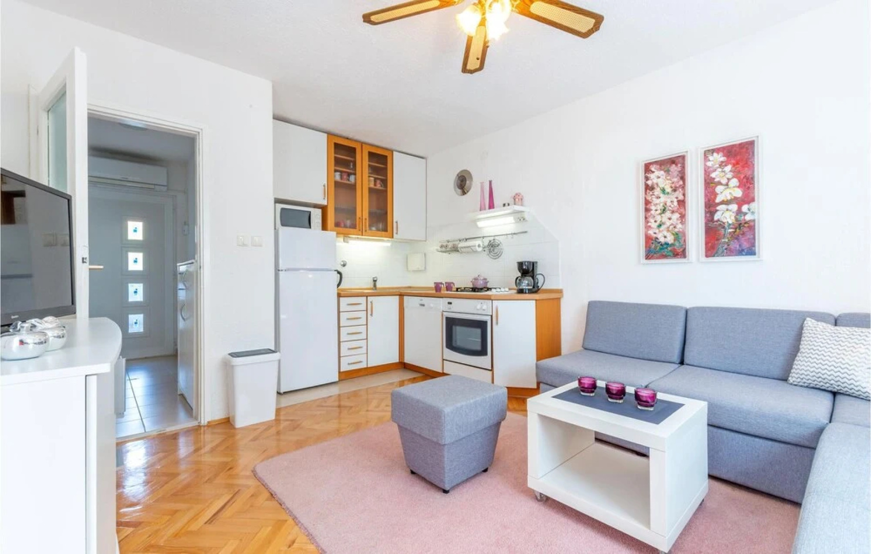 Nice Home in Poljica With Wifi and 2 Bedrooms