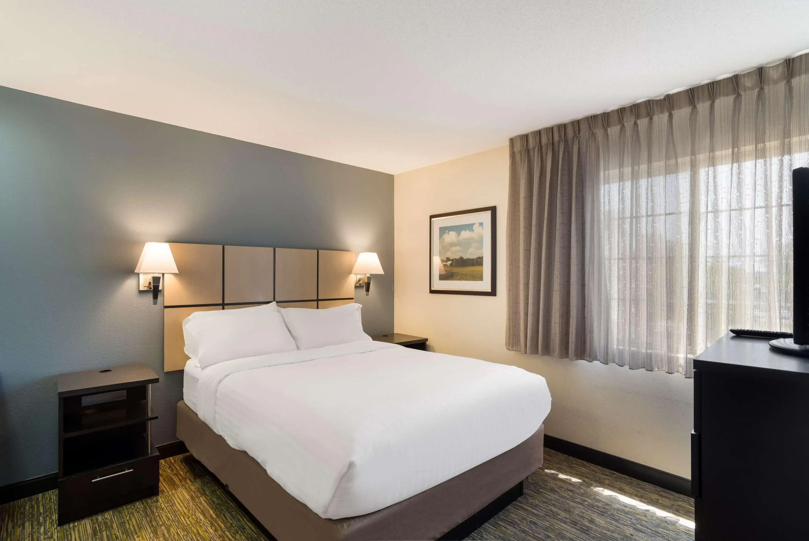 Sonesta Simply Suites Dallas Las Colinas