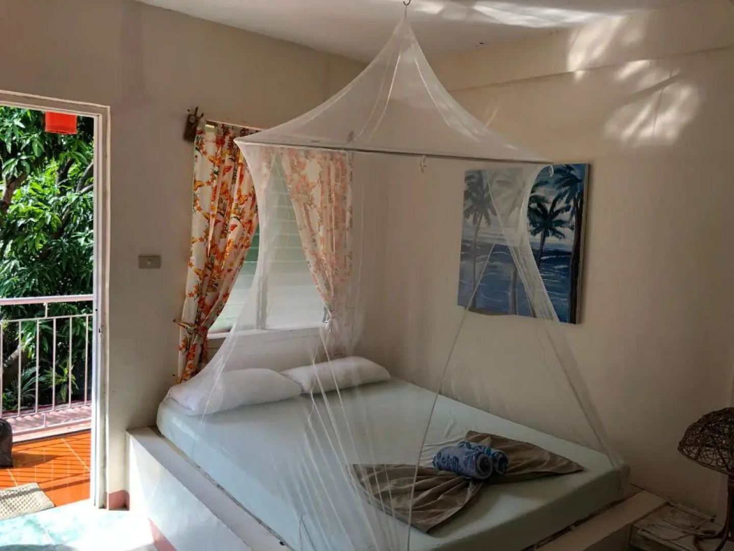 Puerto Galera Hostel