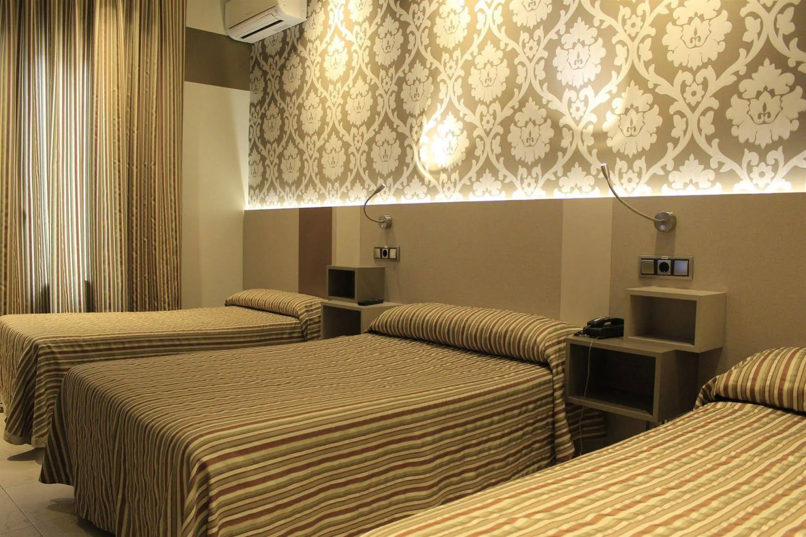 Hostal Atocha Almudena Martin