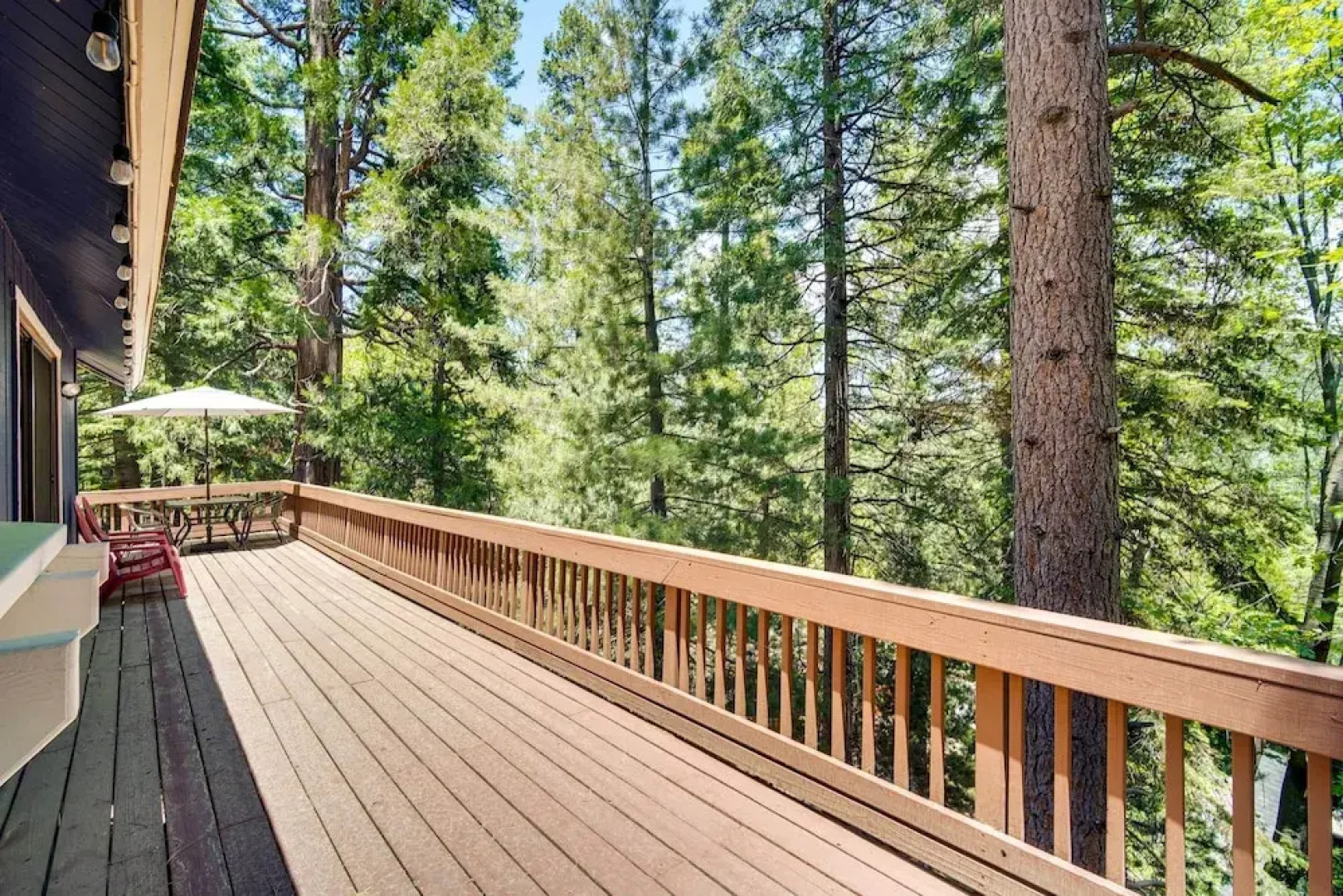 Twin Peaks Cabin < 4 Mi to Lake Arrowhead!