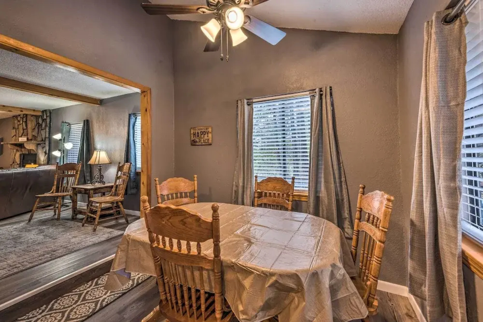 Rustic Ruidoso Cabin w/ Large Deck & Grill!