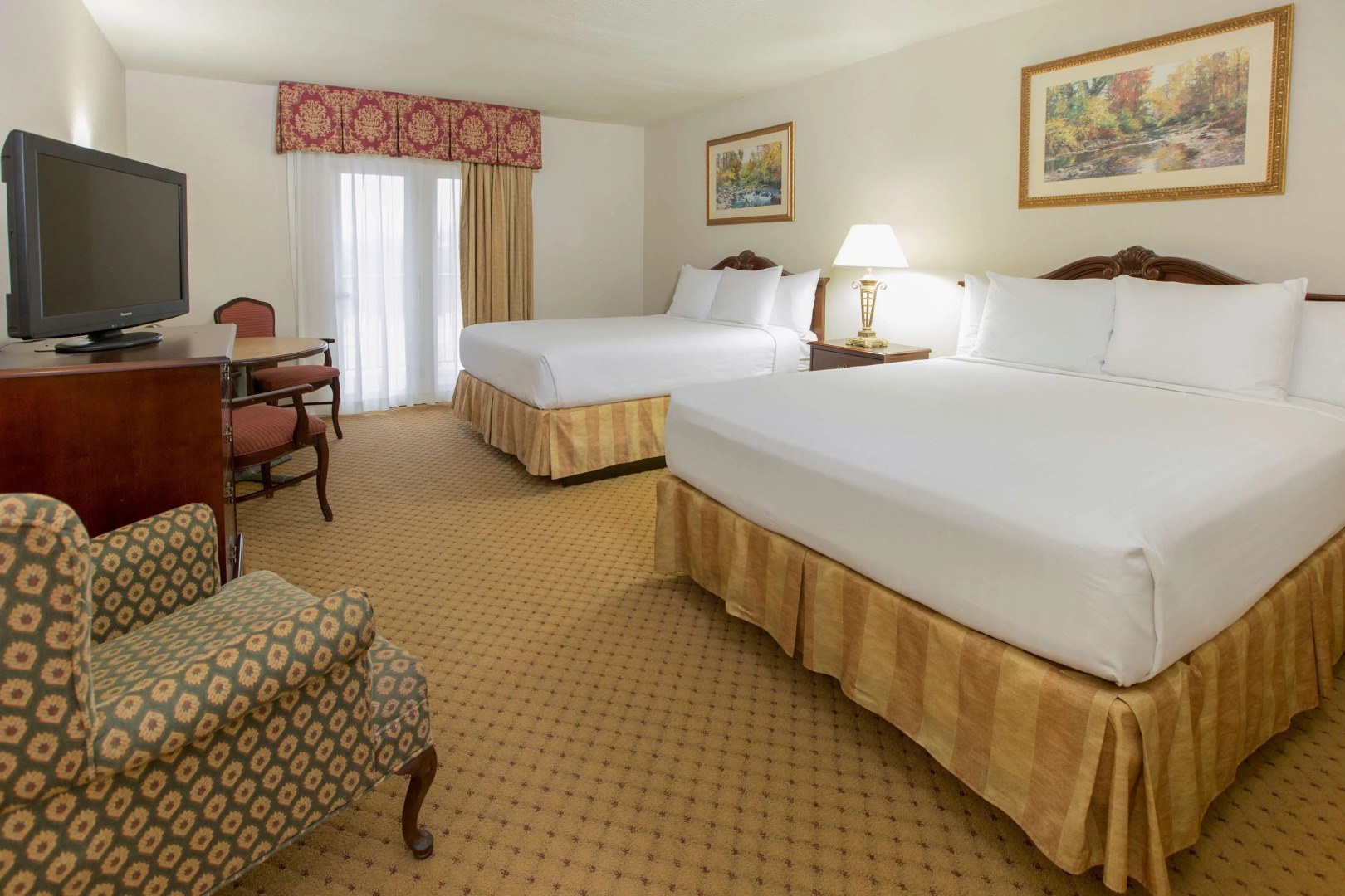 Music Road Resort Hotel and Inn