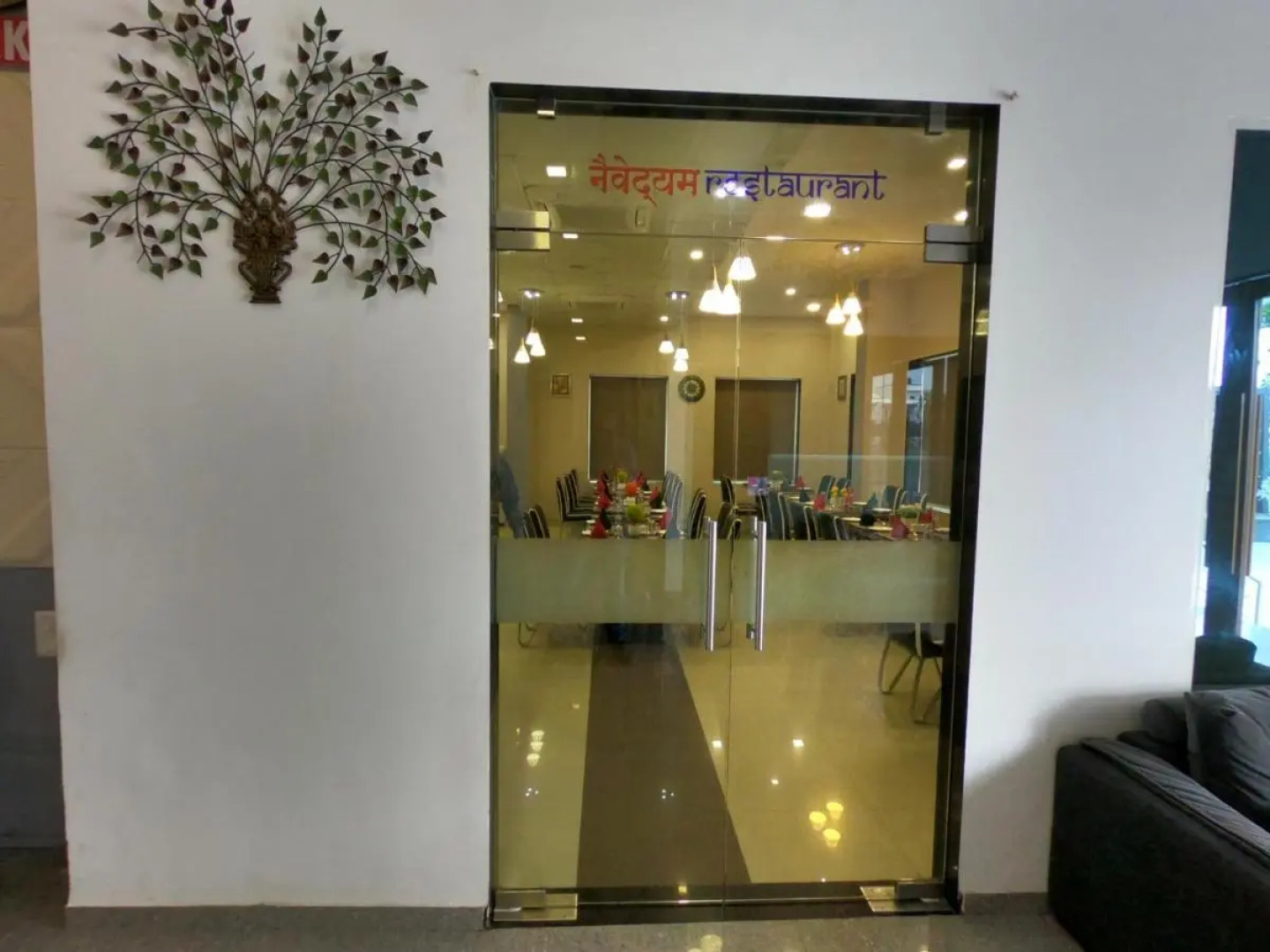 Vadpadraka Hotel And Resort