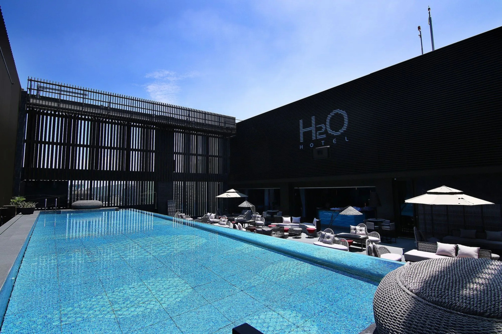 H2O Hotel