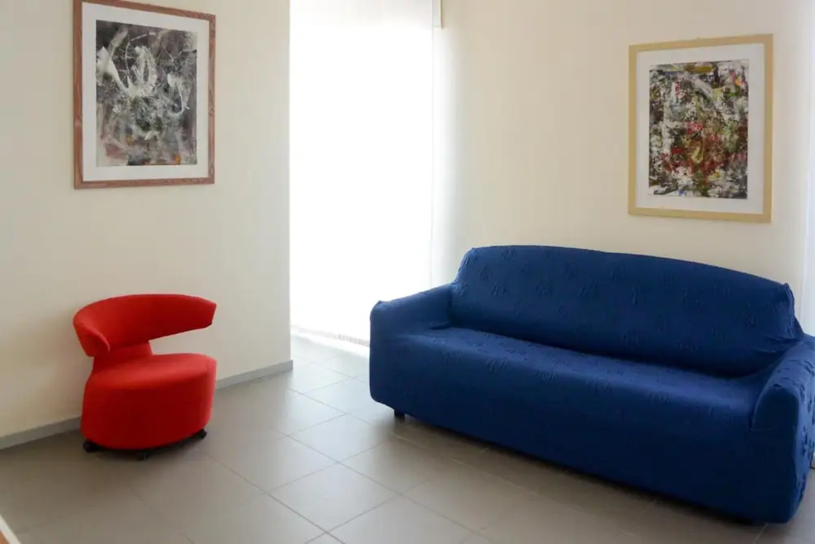 Vista Hotel & Residence