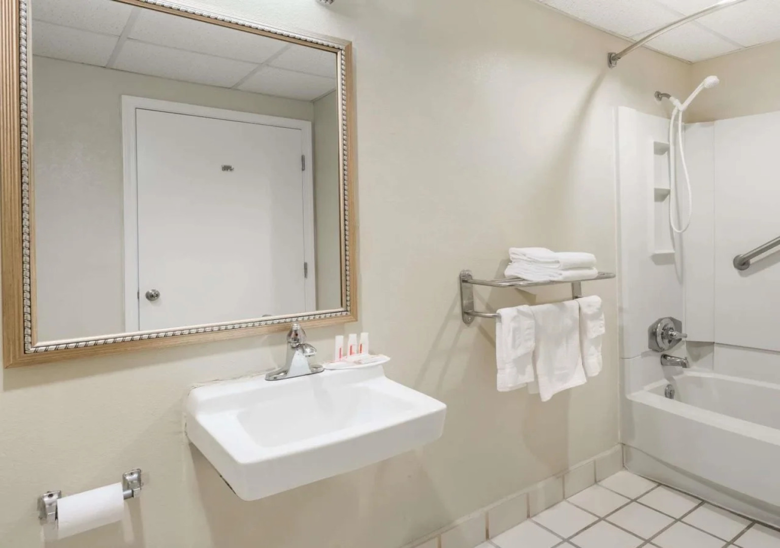 Days Inn by Wyndham Orangeburg