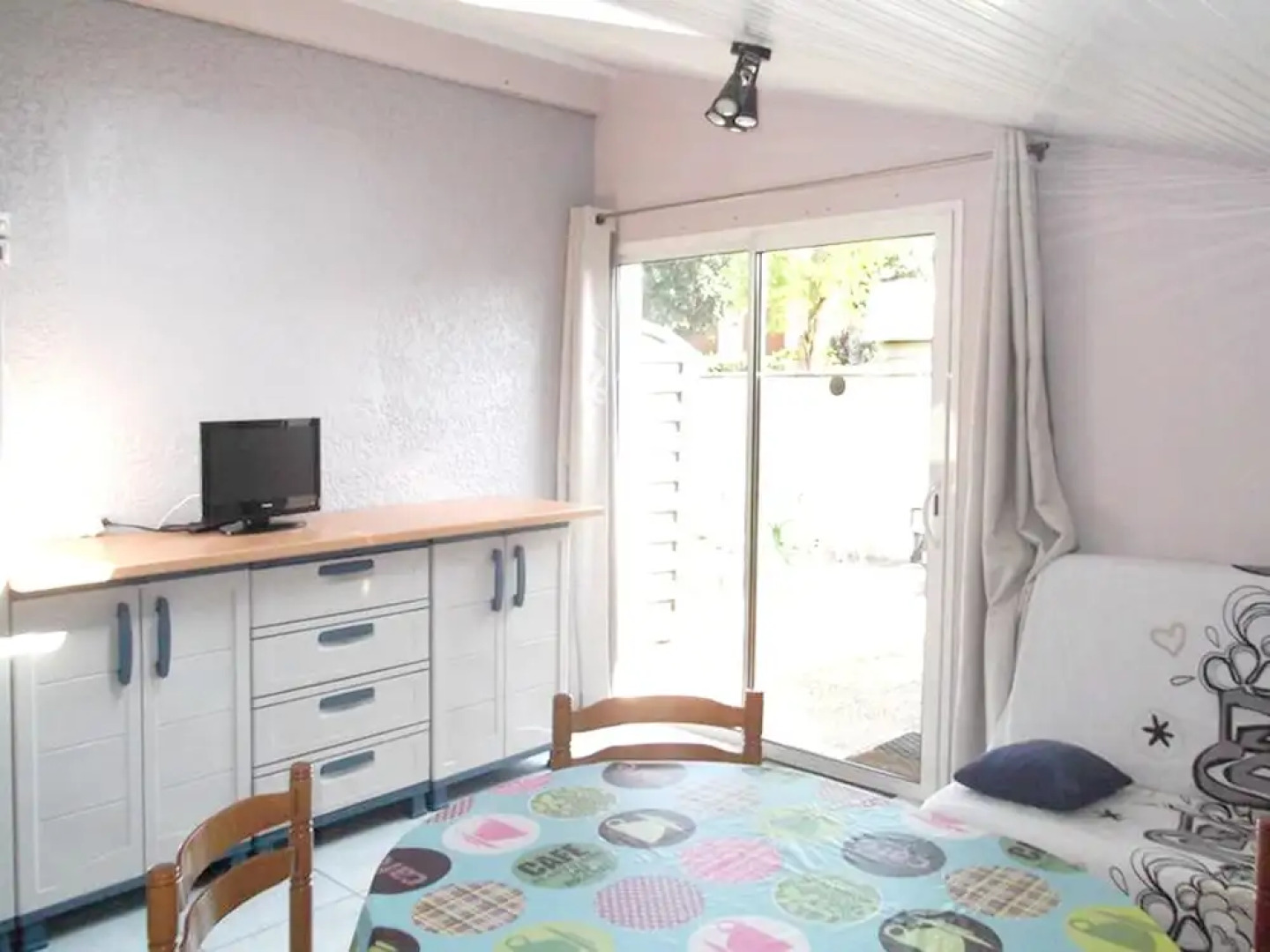 Apartment With one Bedroom in Arès, With Enclosed Garden and Wifi - 80