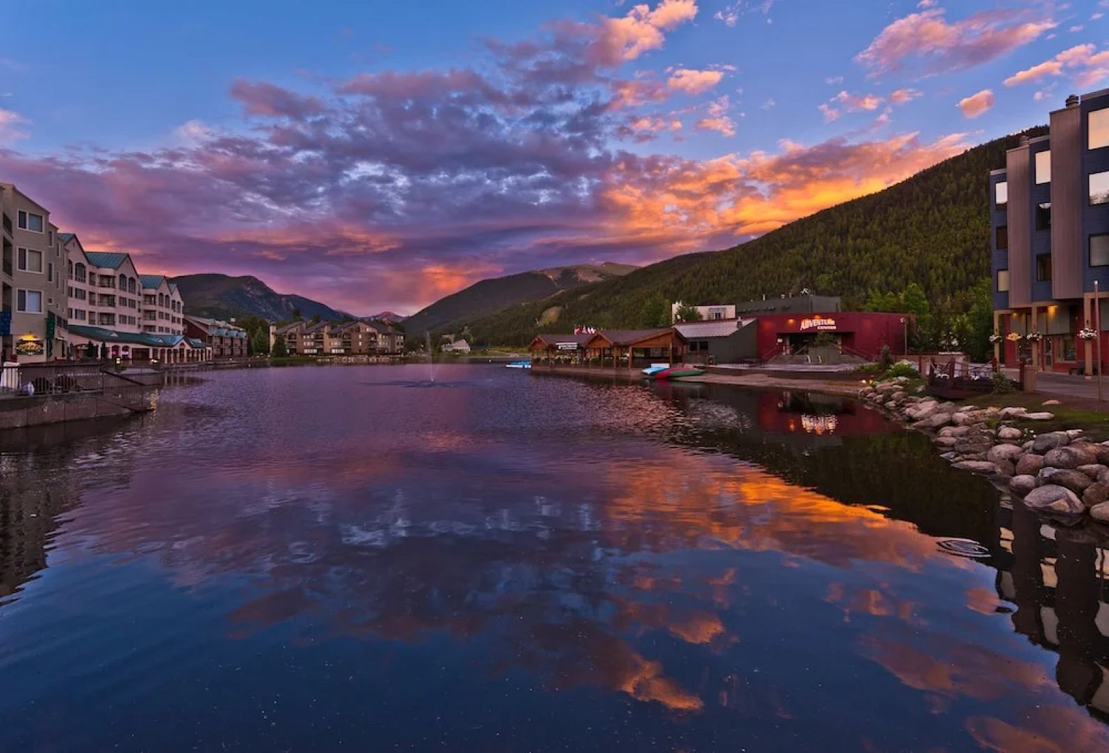 Buffalo Lodge by Summit County Mountain Retreats