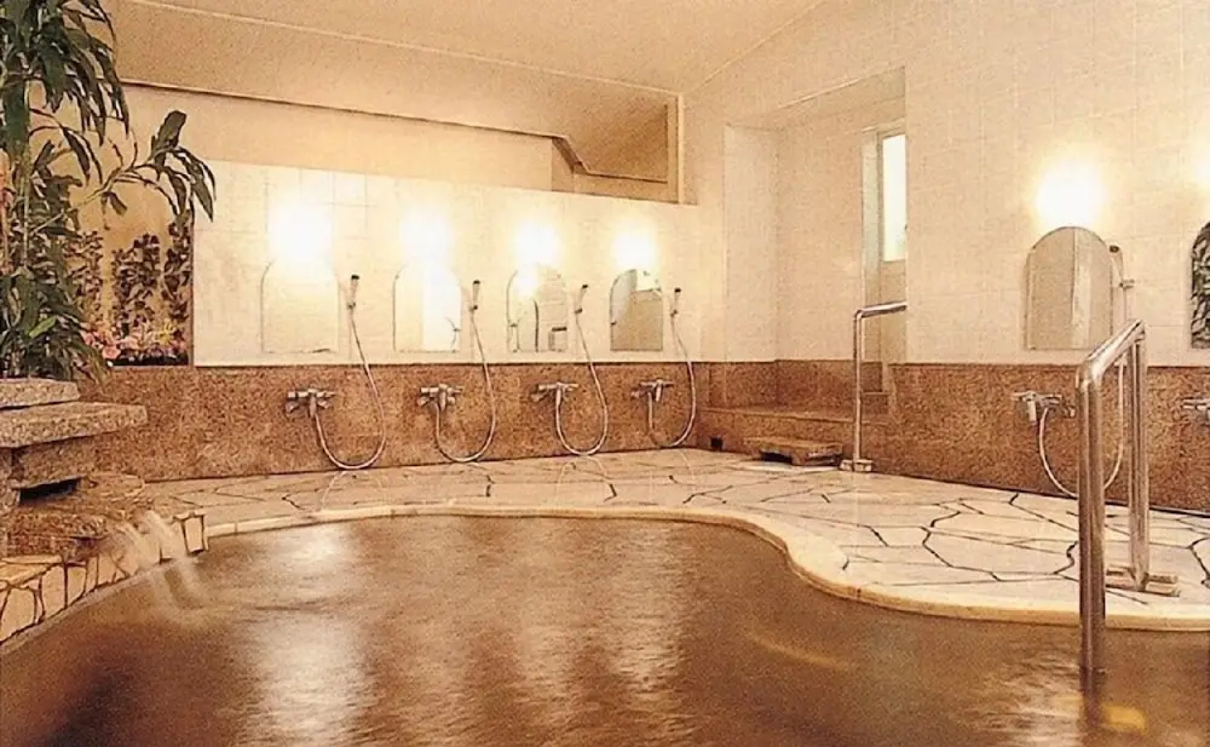 Kamogawa Universe Hotel