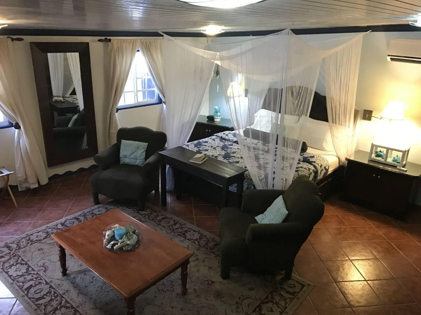 Club Arias Bed & Breakfast