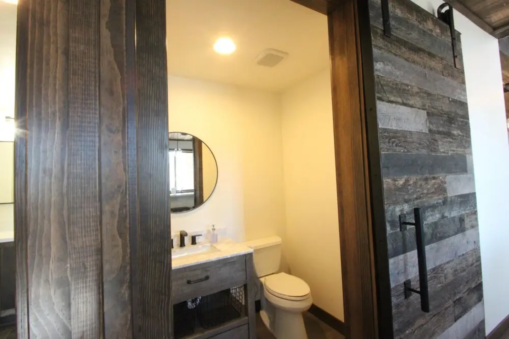 At Whispering Pines 4 Bedroom Home by RedAwning