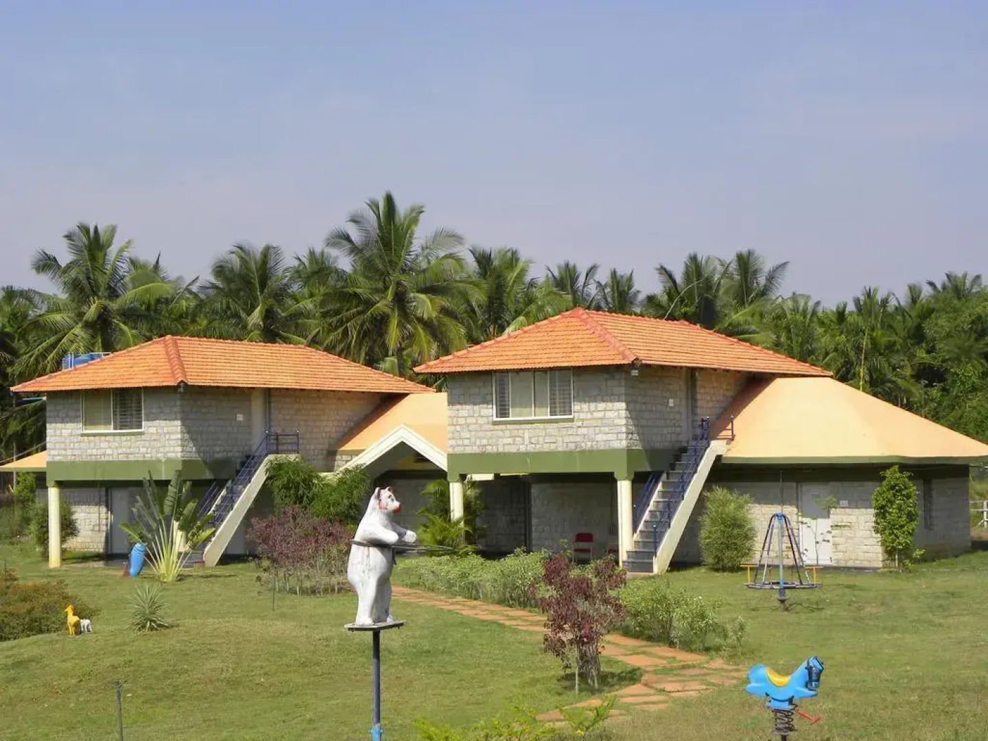 Stay Simple Riverdale Hotel