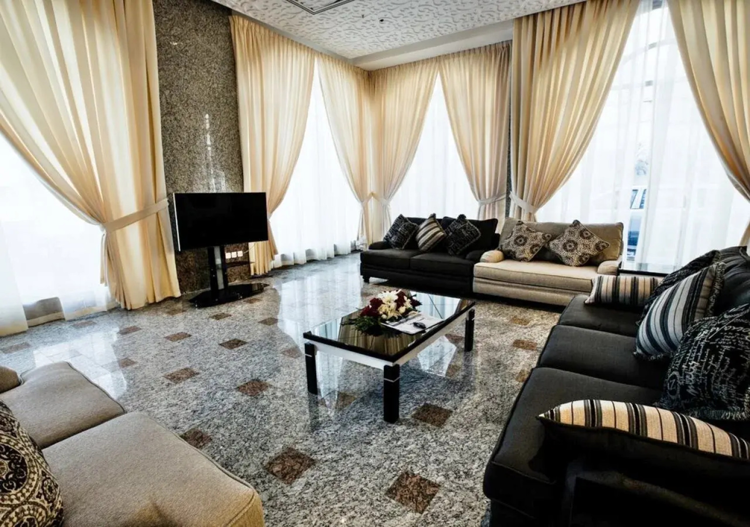 Sara Palace Hotel Apartments