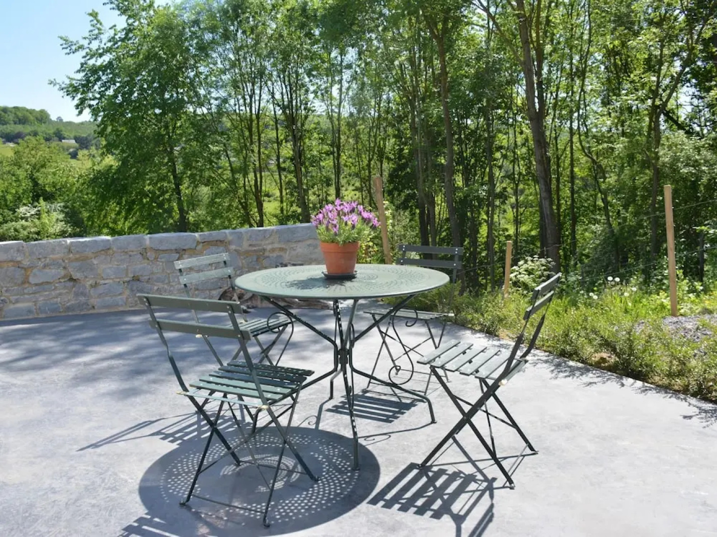 Peaceful Forest Stay in Gesves