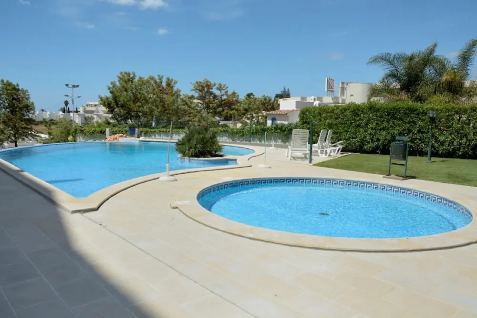 Akisol Armação Pera Beach