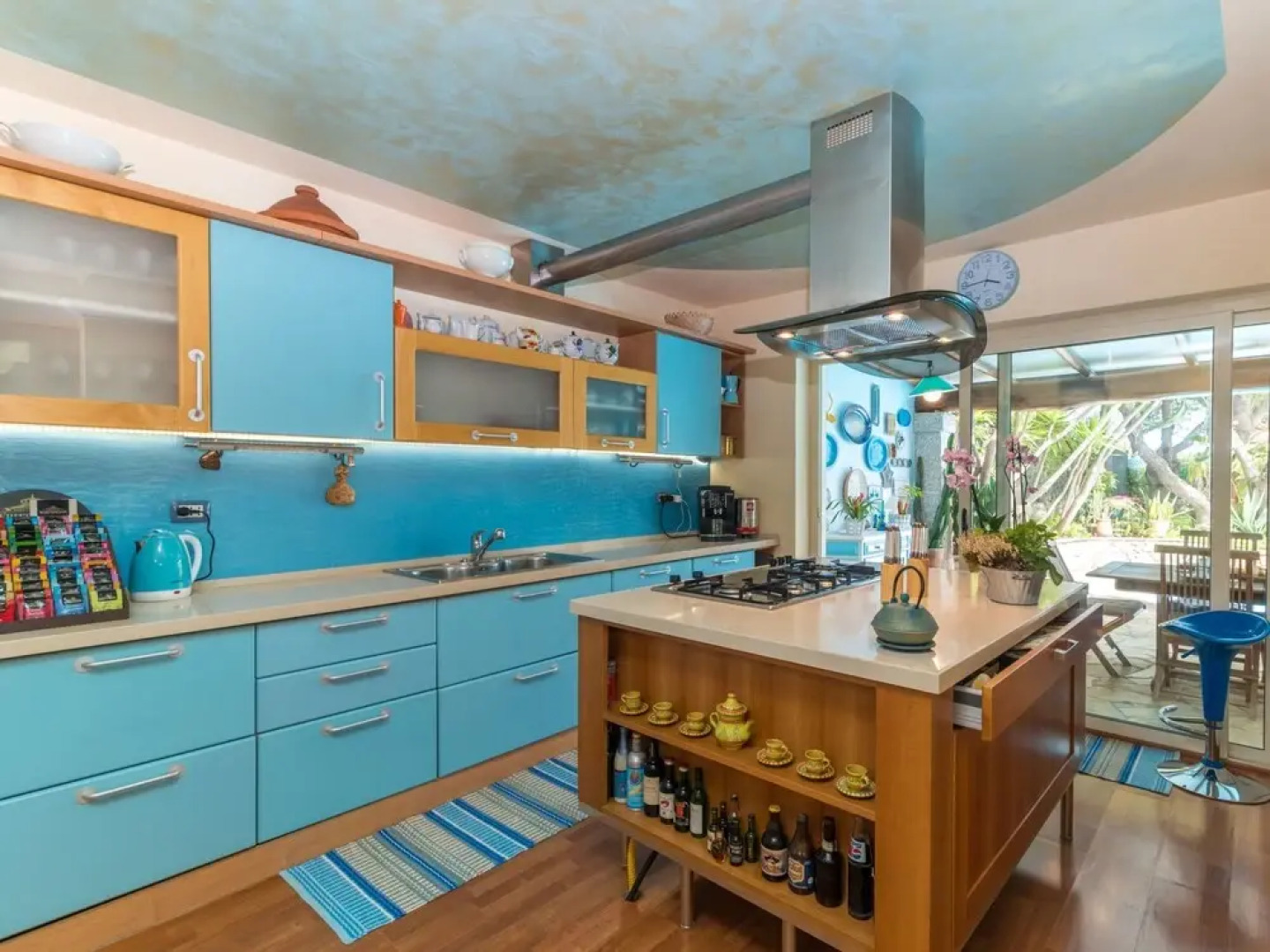 Surphinia Torre di Bari