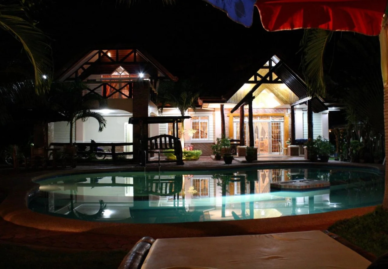 Dumaguete Springs Beach Resort